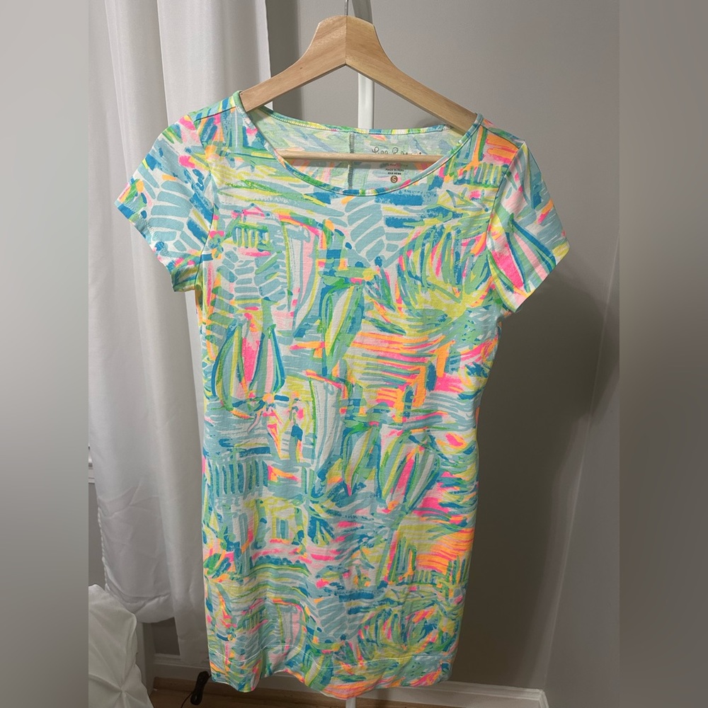 Lilly Pulitzer Cotton boat print short sleeved dress. EUC. Size Small